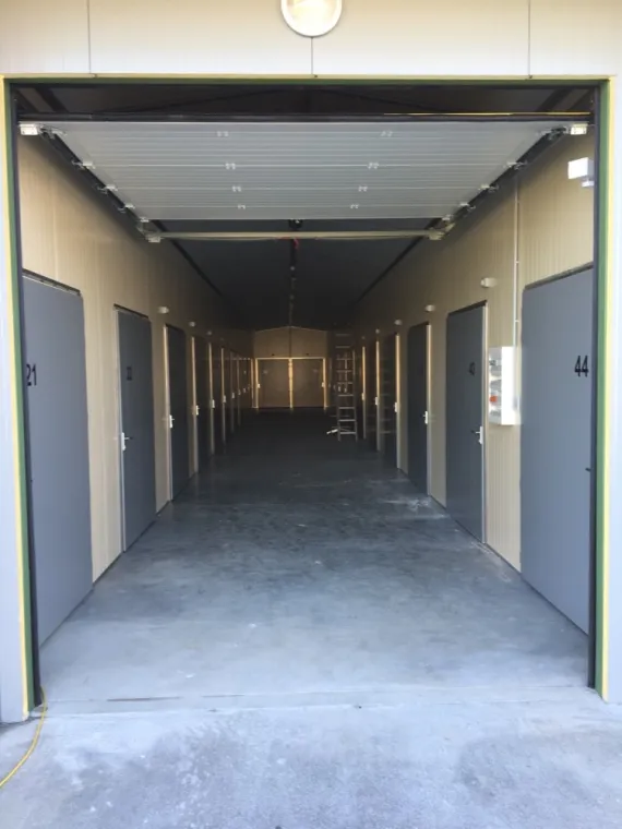 LOCATION BOX PROCHE LA ROCHE POSAY, Châtellerault, ALLOBOX 37